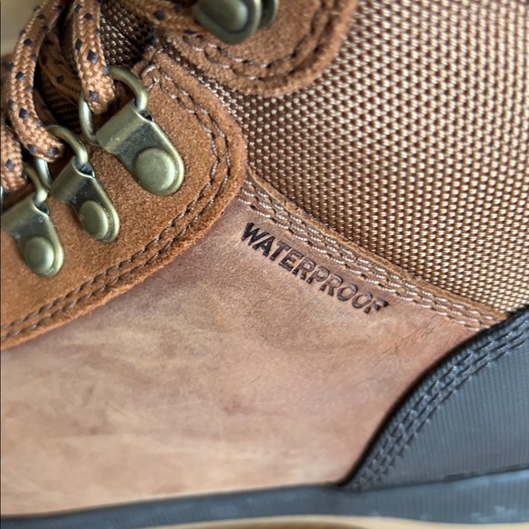 Sorel Men’s  Ankeny ll NWOT Men's Tan and Black Lace-Up hiking Boots - Picture 7 of 10